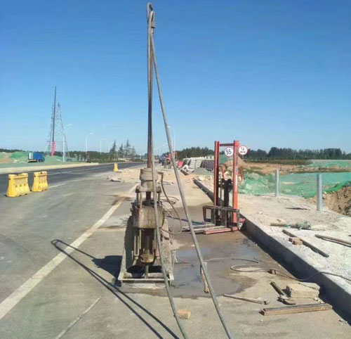 玉泉公路高聚物注浆加固